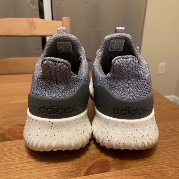 Adidas Shoes 🔥 Men Size: L - Picture 3 of 6